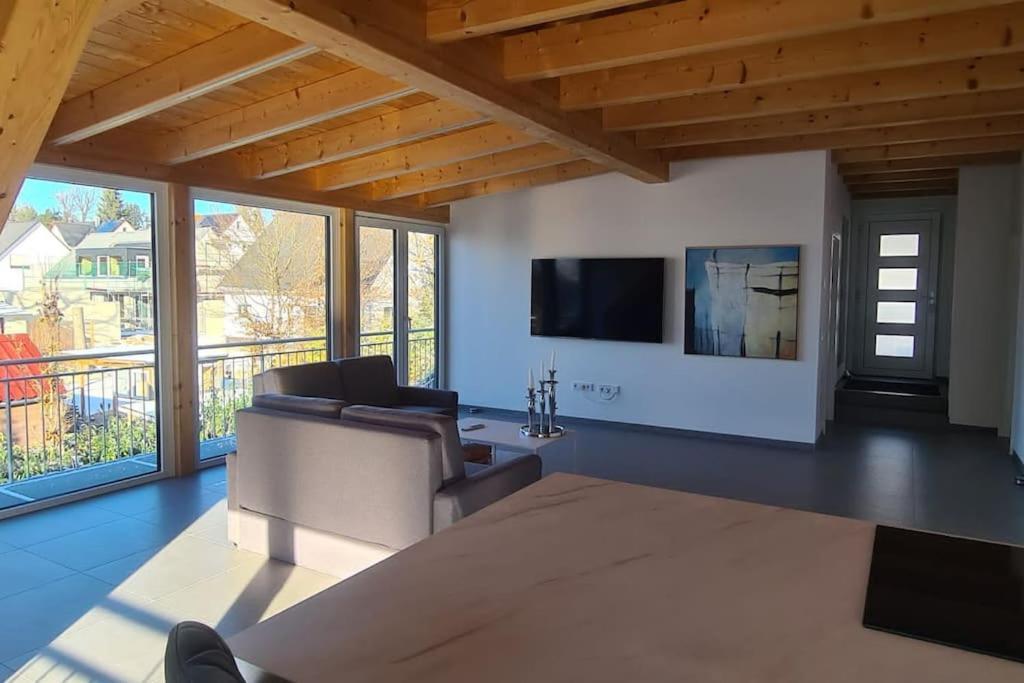 Moderne Ferienunterkunft/Wohnung Burgthann Dış mekan fotoğraf