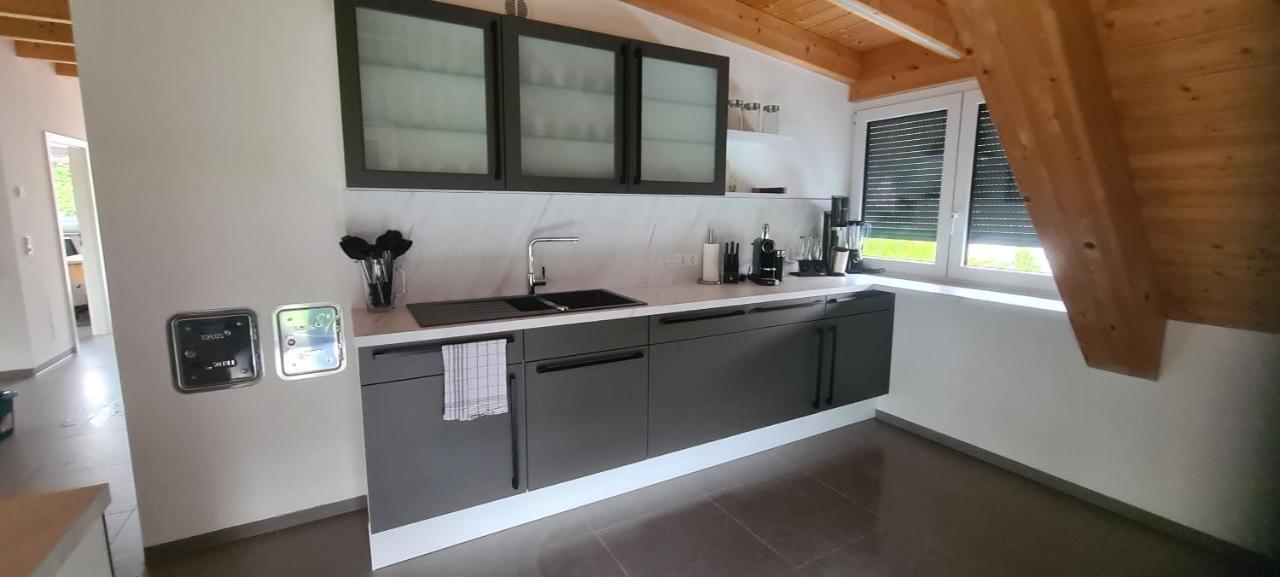 Moderne Ferienunterkunft/Wohnung Burgthann Dış mekan fotoğraf